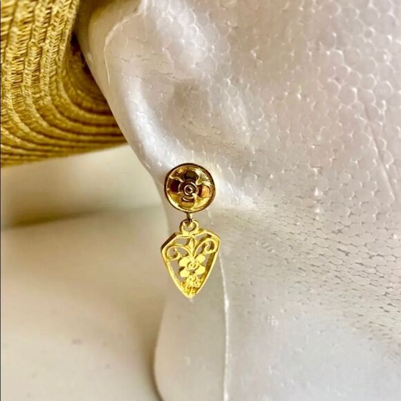 Retro Gold‎ Floral Dangly Earrings - Picture 7 of 7